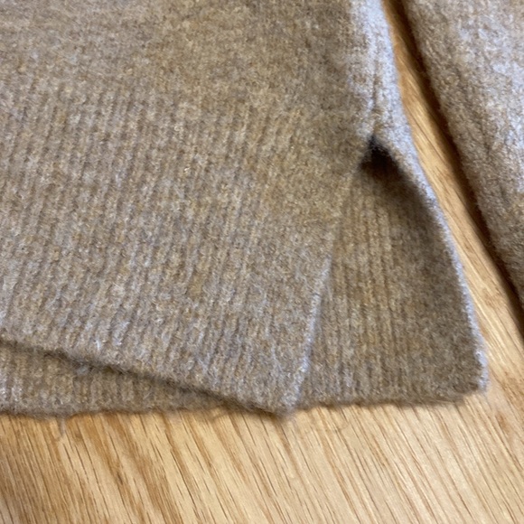 J Crew Women’s Sweater Polo - Picture 5 of 7